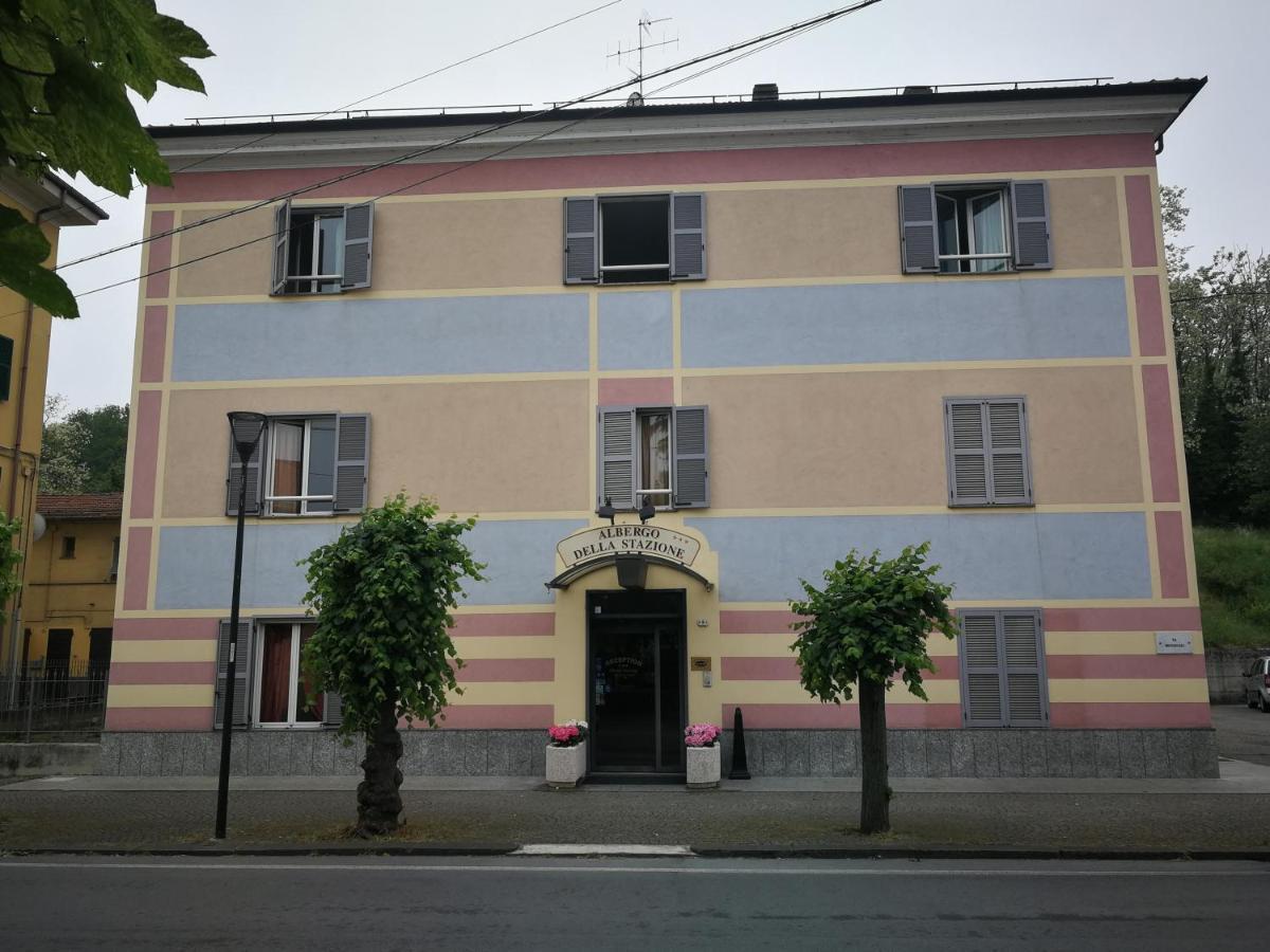 Albergo Della Stazione Cairo Montenotte Exterior photo